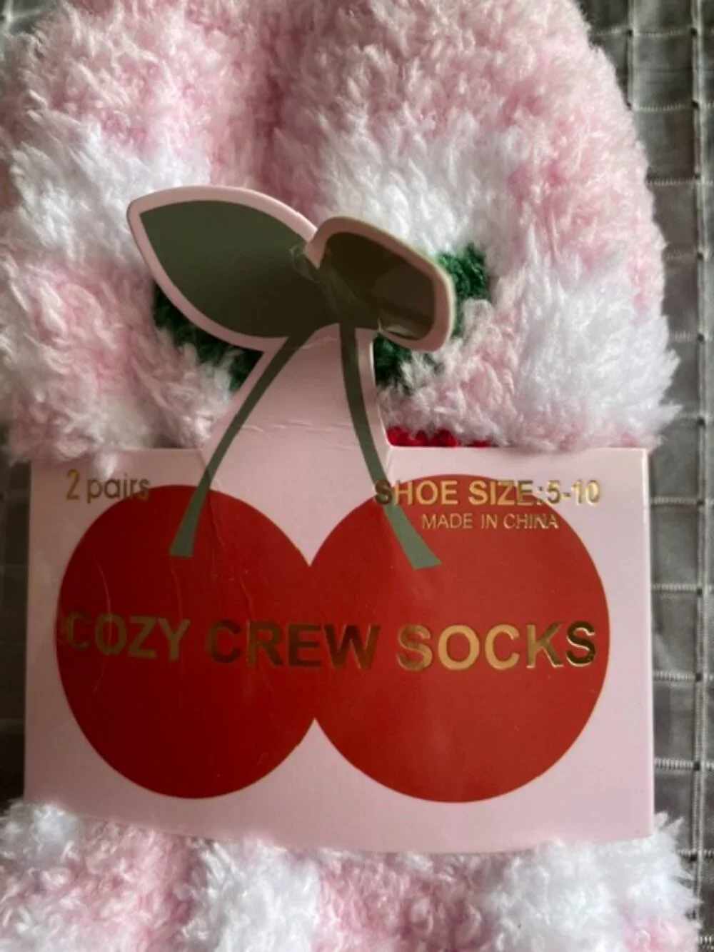Cozy set of 2 crew socks women’s size 5-10
